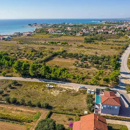 3 Bedroom Stunning In Ferienhaus *