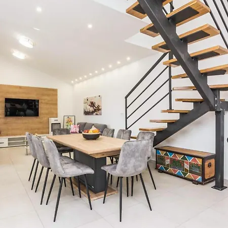 Ferienhaus 3 Bedroom Stunning In *