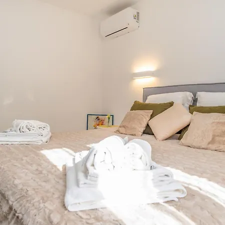 Ferienhaus 3 Bedroom Stunning In